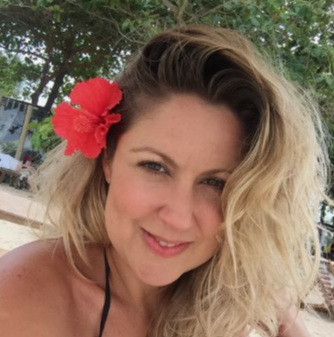Lucía R.